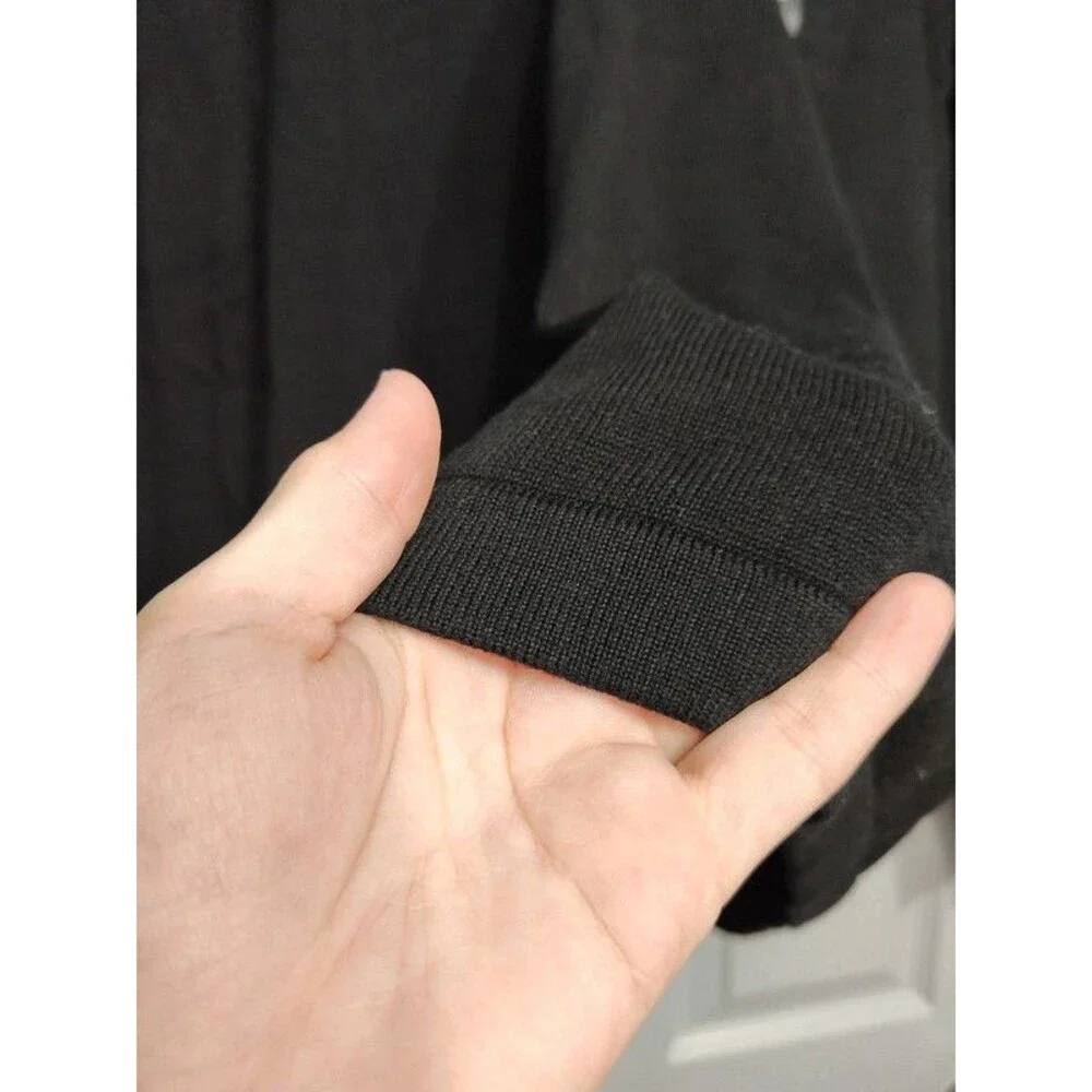 Banana Republic NWT men's black 100% cotton V-neck sweater size M